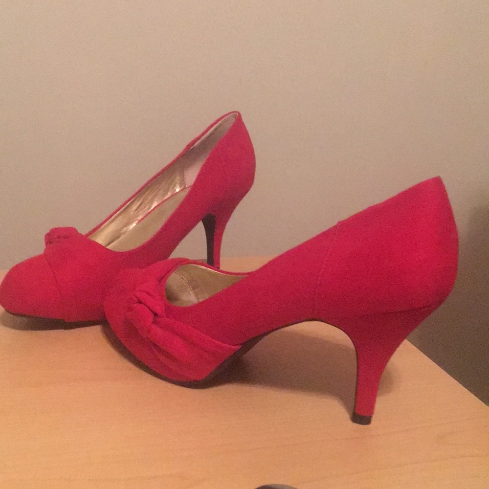 Red Hot Sexy 👠 Heels 🔥